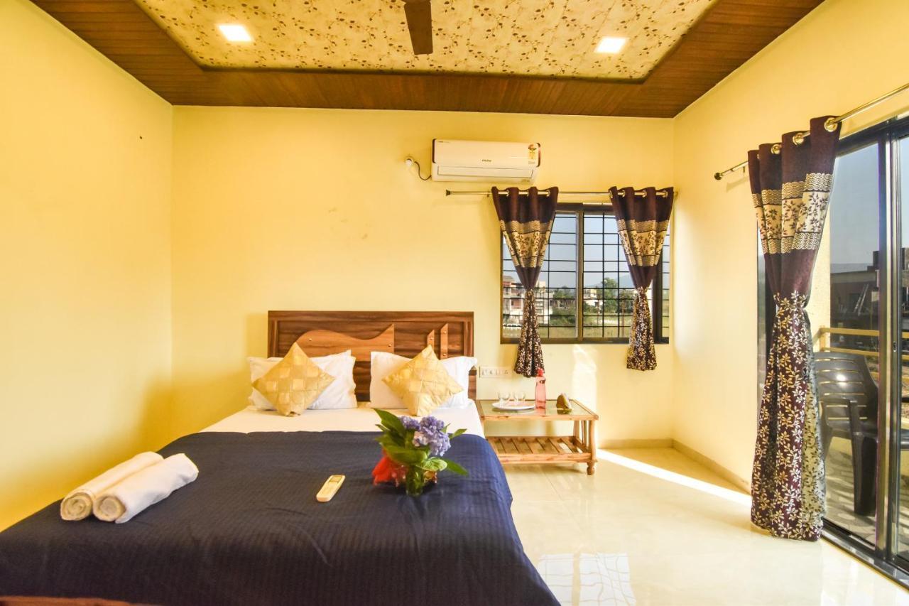 לונבלה Lifeline Villas - Mountain View 3Bhk Big Pool Villa With Baby Pool מראה חיצוני תמונה